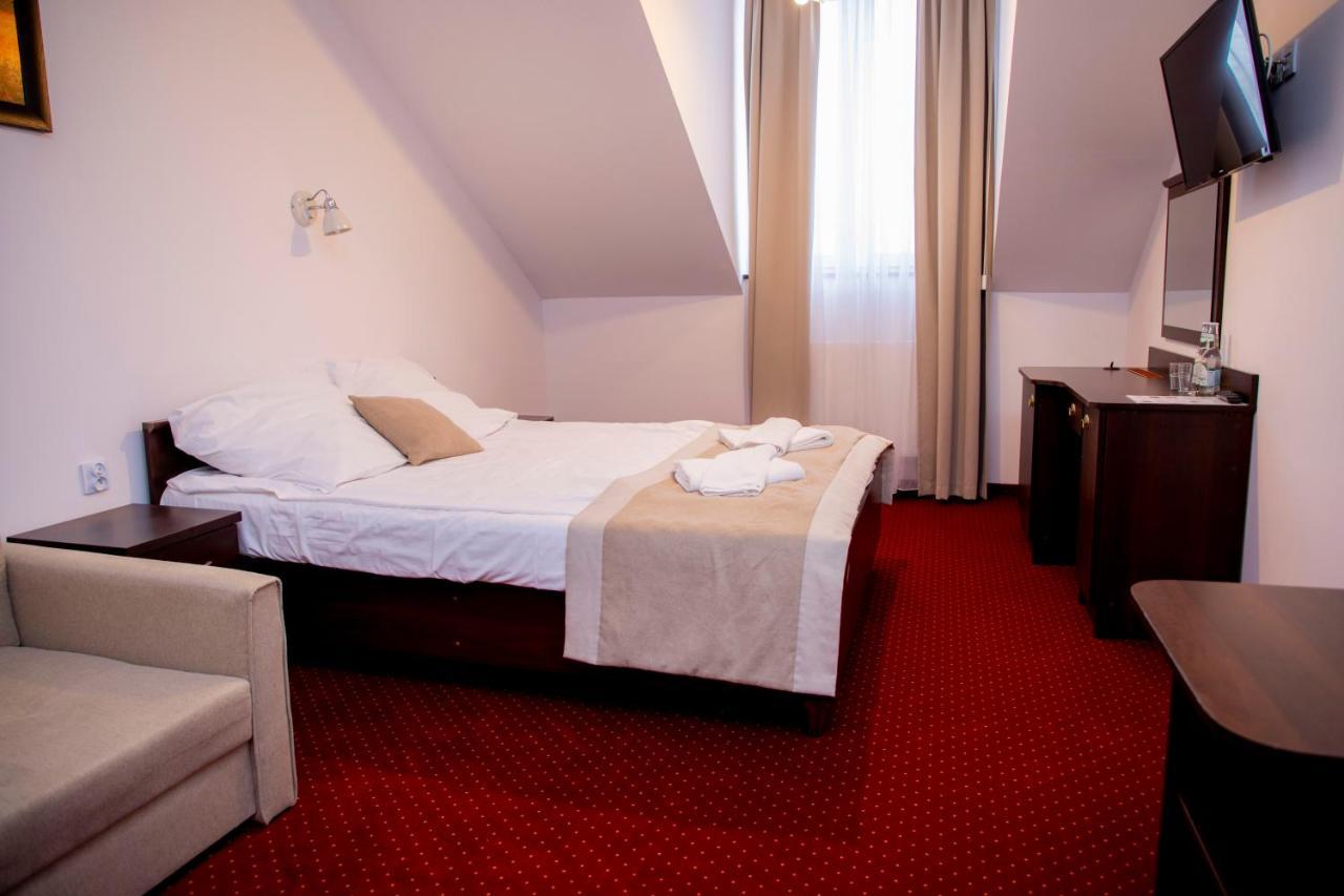 Korona Palace Leznica Wielka Экстерьер фото