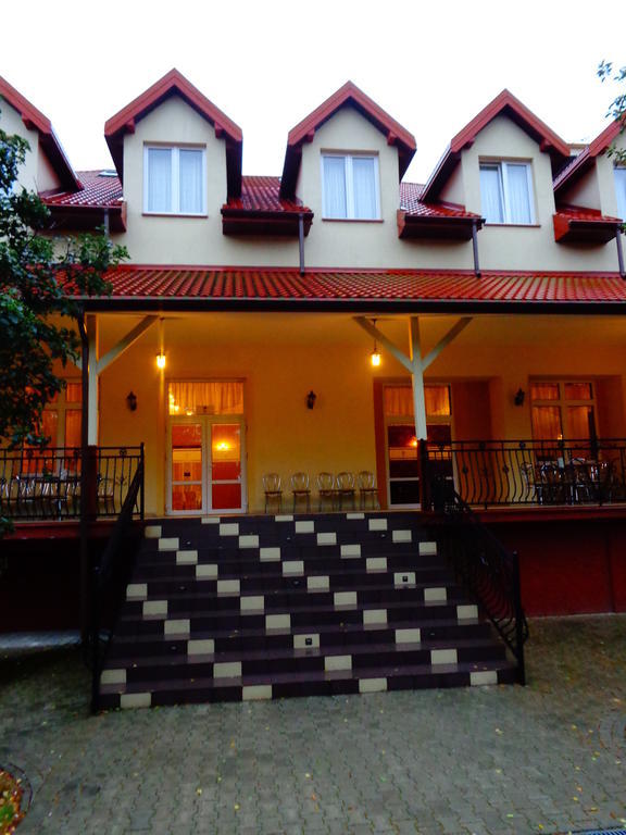 Korona Palace Leznica Wielka Экстерьер фото